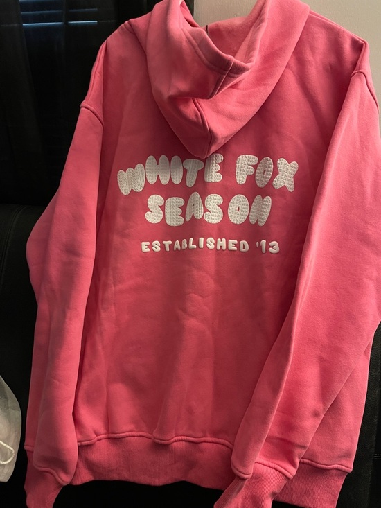 White Fox Boutique Tops - White Fox  The Main Season Hot Pink Oversized Hoodie Size M/L NWT SOLD OUT color